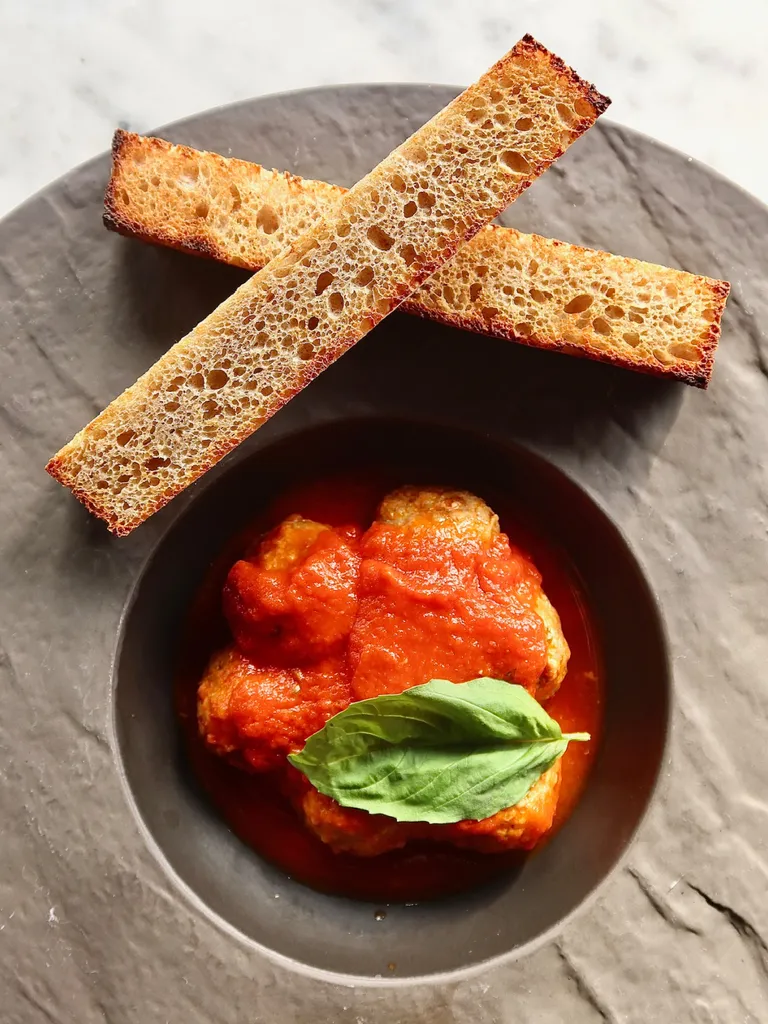Polpette with fresh basilico